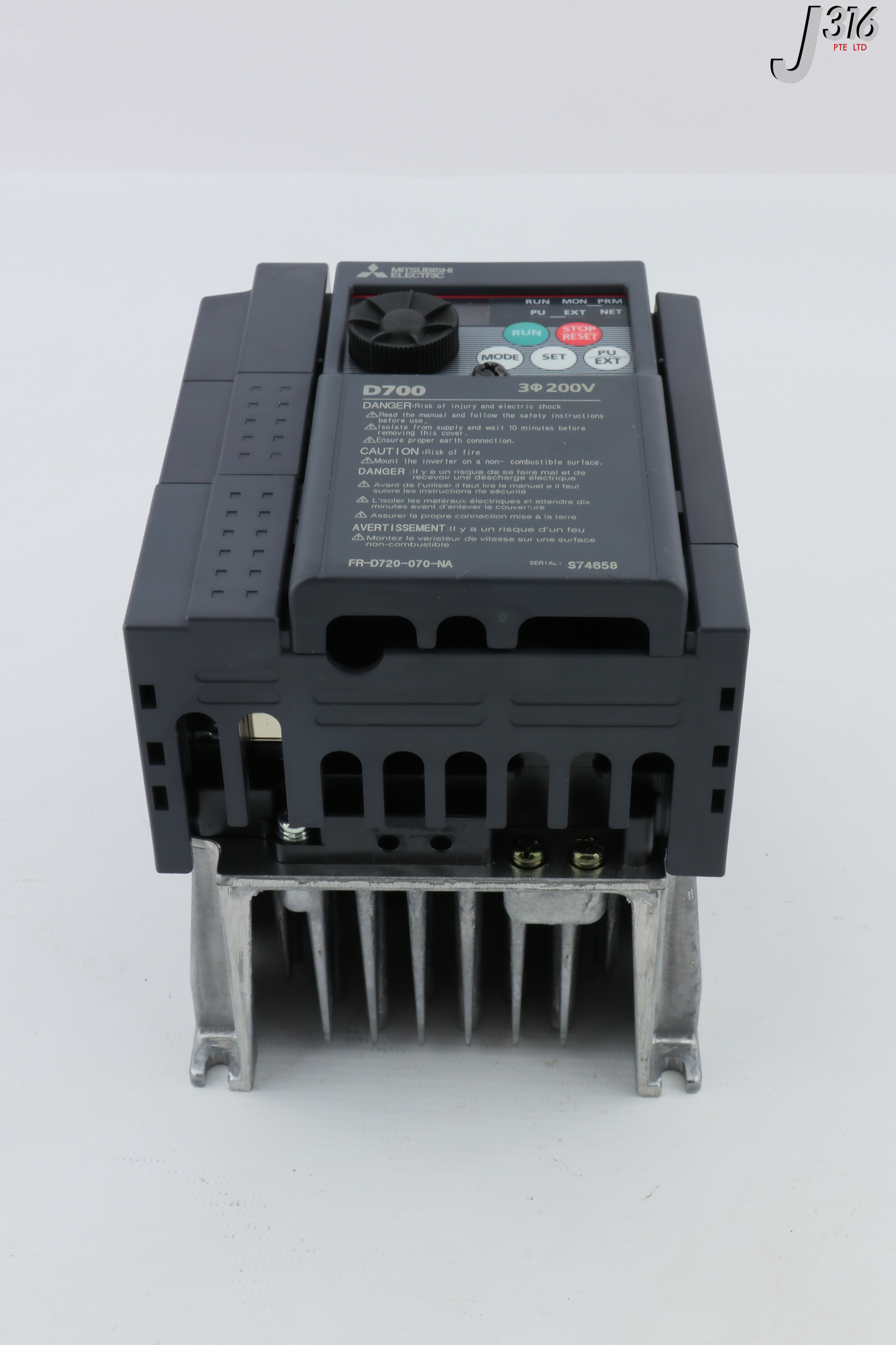 28518 MITSUBISHI ELECTRIC AMAT VARIABLE SPEED FREQUENCY DRIVE INVERTER 28518 mitsubishi electric amat variable speed frequency drive inverter